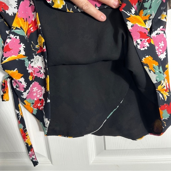 Zara multicolor wrap blouse, Trafaluc Collection, size small, spring, floral - Picture 9 of 9